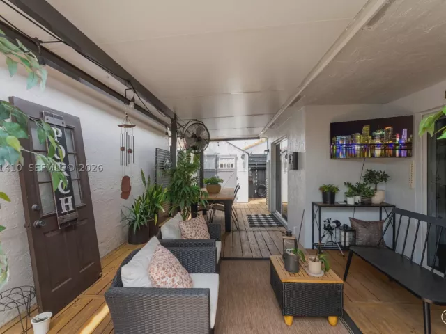 Продажа дома по адресу 1050 NW 129th Ave - фото 9261649