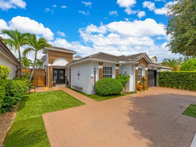 Продажа дома по адресу 1050 NW 129th Ave - фото 9261619