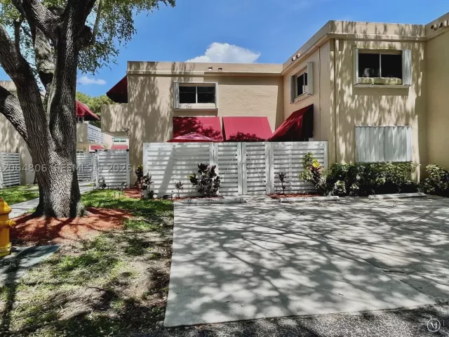 Продажа дома по адресу 14327 SW 97th Ln - фото 8962755