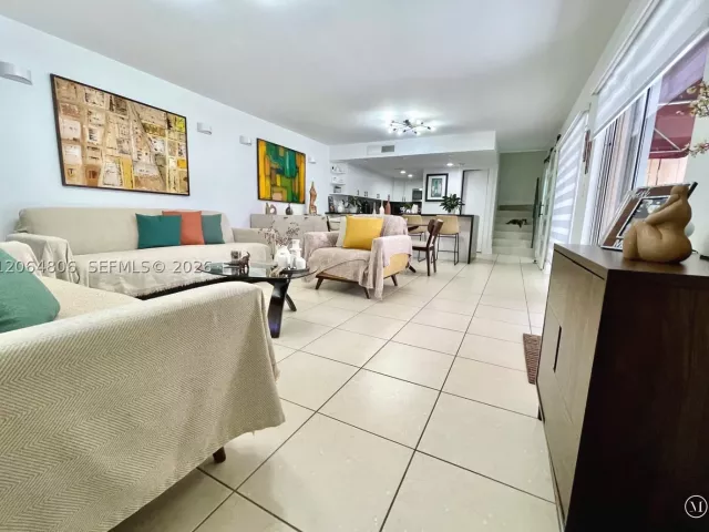 Продажа дома по адресу 14327 SW 97th Ln - фото 8962758
