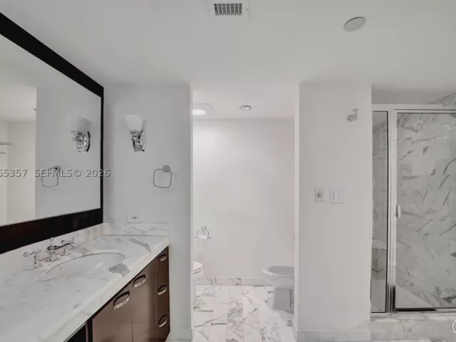 Квартира в аренду номер12F - фото 9240645