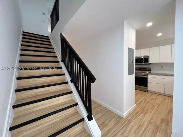 Продажа дома по адресу 8111 SW 81st Pl - фото 8962852
