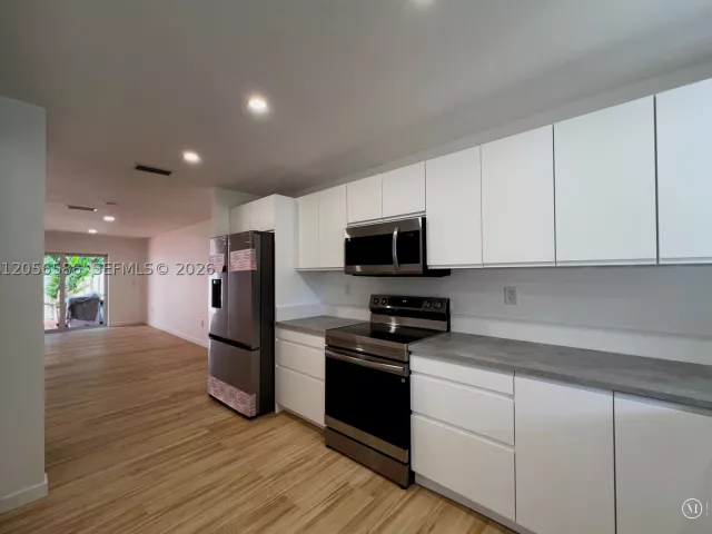 Продажа дома по адресу 8111 SW 81st Pl - фото 8962853