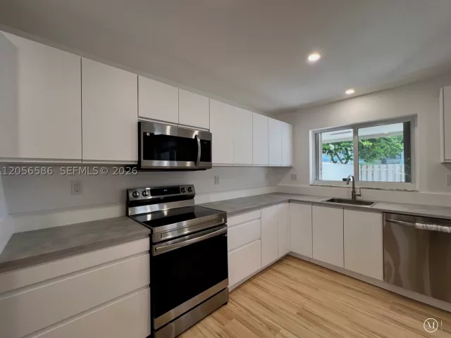 Продажа дома по адресу 8111 SW 81st Pl - фото 8962855