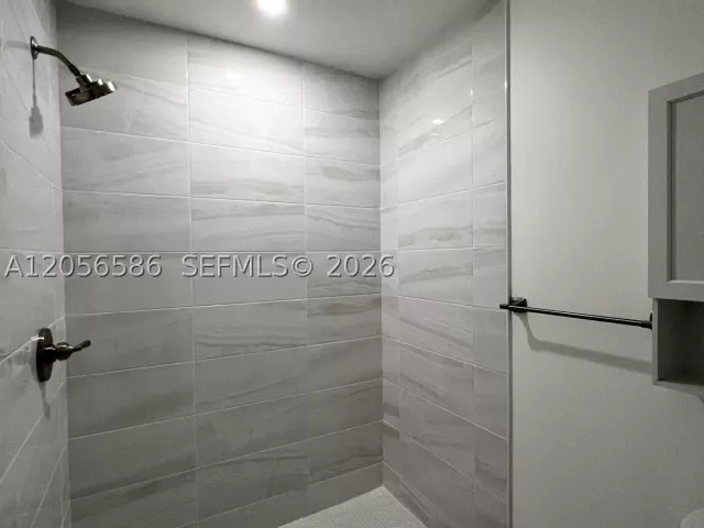 Продажа дома по адресу 8111 SW 81st Pl - фото 8962845
