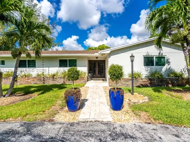Продажа дома по адресу 18900 SW 127th Ave - фото 8962804