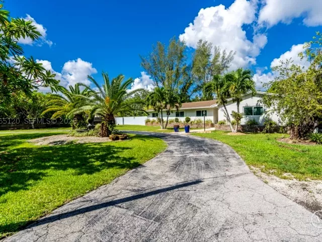 Продажа дома по адресу 18900 SW 127th Ave - фото 8962805