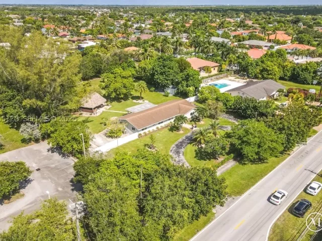 Продажа дома по адресу 18900 SW 127th Ave - фото 8962811