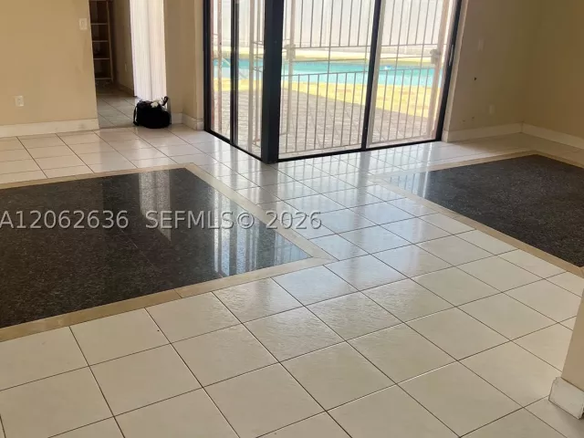 Продажа дома по адресу 15253 SW 56th Ter - фото 8962863