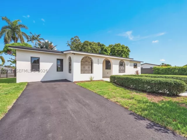 Продажа дома по адресу 6514 SW 107th Pl - фото 8962775