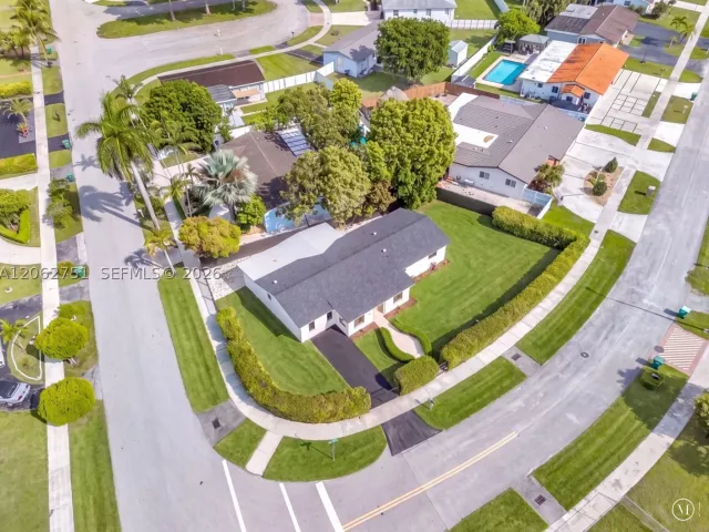 Продажа дома по адресу 6514 SW 107th Pl - фото 8962776