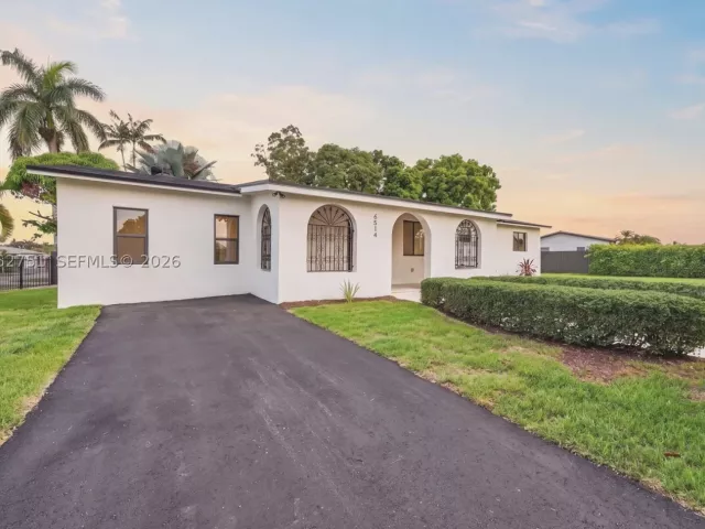 Продажа дома по адресу 6514 SW 107th Pl - фото 8962779