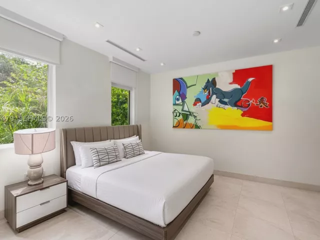 Продажа дома по адресу 7930 SW 52nd Ct - фото 8962882