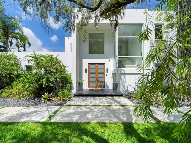 Продажа дома по адресу 7930 SW 52nd Ct - фото 8962872