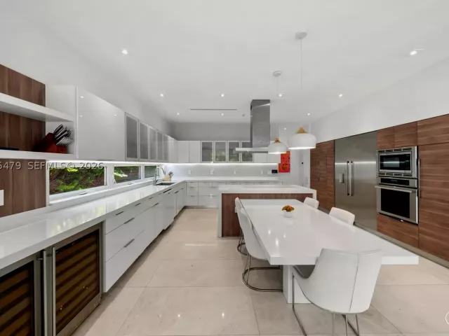 Продажа дома по адресу 7930 SW 52nd Ct - фото 8962877