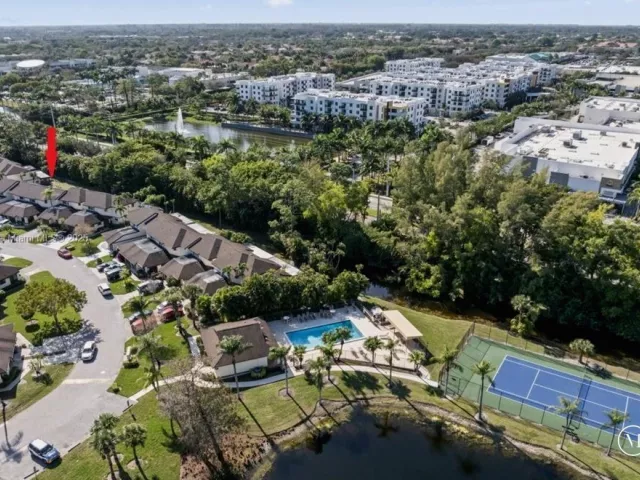 Продажа дома по адресу 20929 BOCA RIDGE Drive W - фото 9268203