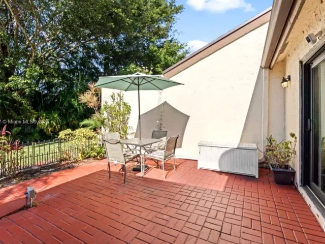 Продажа дома по адресу 20929 BOCA RIDGE Drive W - фото 9268207