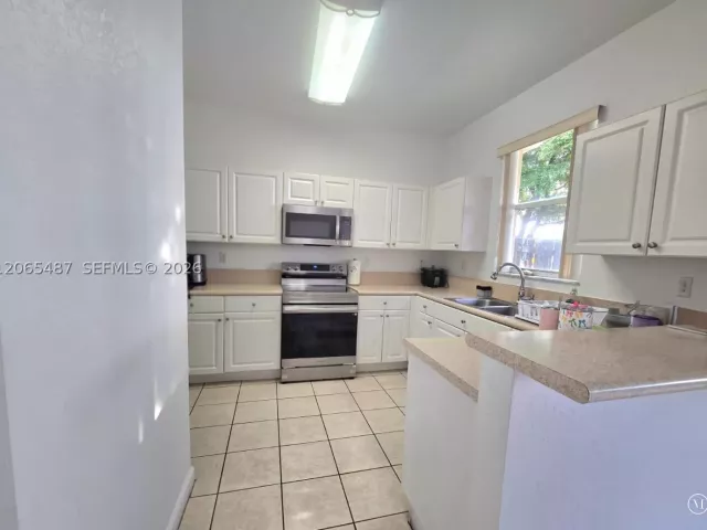 Продажа дома по адресу 13211 SW 127th Ct - фото 8963114