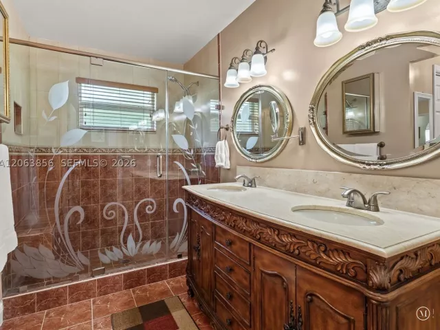 Продажа дома по адресу 11482 SW 28th Ter - фото 9281531