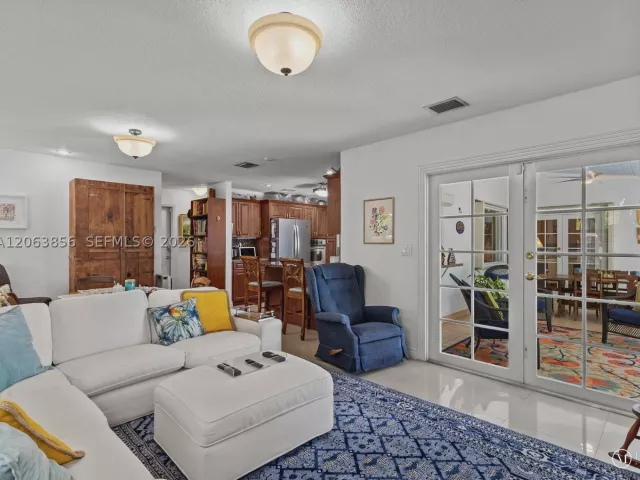Продажа дома по адресу 11482 SW 28th Ter - фото 9281534