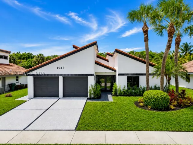 Продажа дома по адресу 1543 SW 1st Ave - фото 9274524