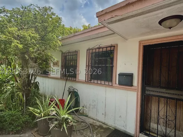 Продажа дома по адресу 5300 SW 103rd Pl - фото 8988305