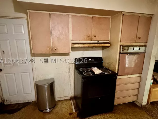 Продажа дома по адресу 5300 SW 103rd Pl - фото 8988292