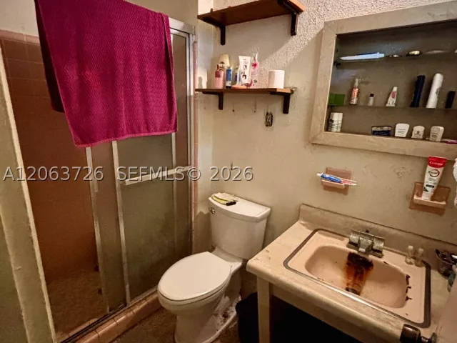 Продажа дома по адресу 5300 SW 103rd Pl - фото 8988295