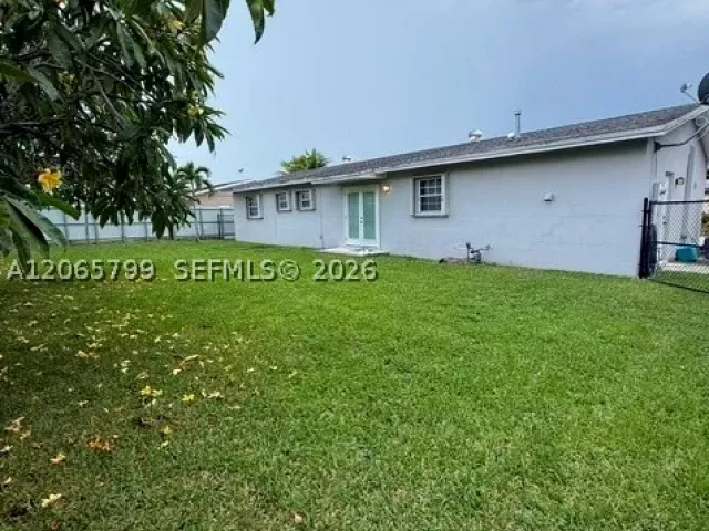Продажа дома по адресу 15435 SW 108th Ct - фото 8988620
