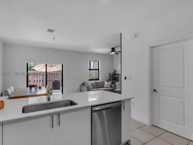 Продажа дома по адресу 23052 SW 129th Pl - фото 8988576