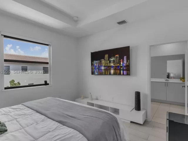 Продажа дома по адресу 23052 SW 129th Pl - фото 8988591