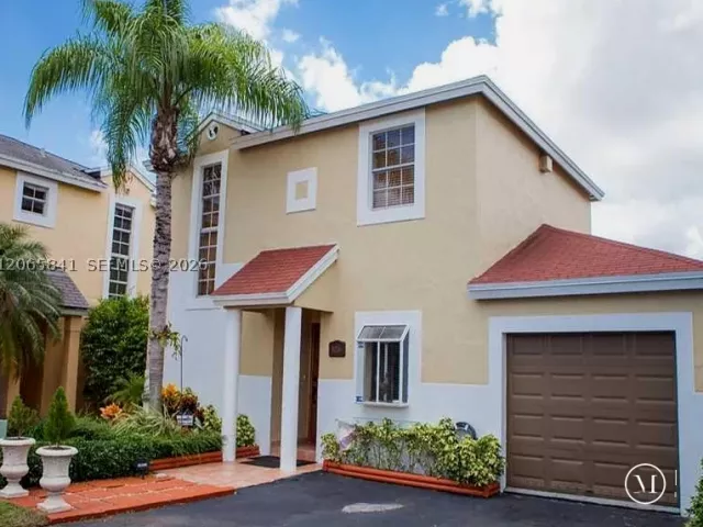 Продажа дома по адресу 9036 SW 148th Ct - фото 8988447