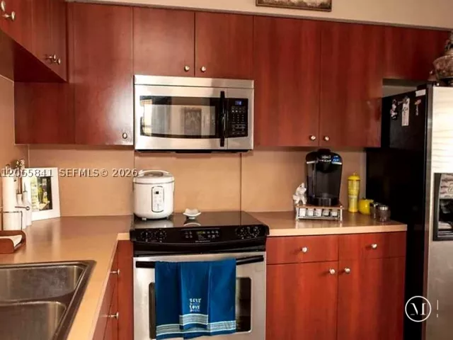 Продажа дома по адресу 9036 SW 148th Ct - фото 8988434