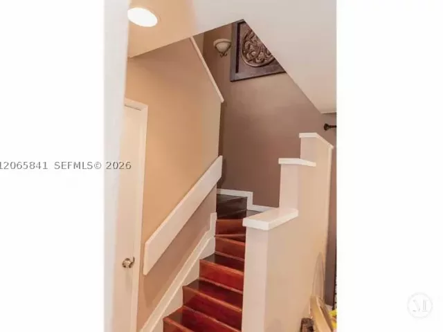 Продажа дома по адресу 9036 SW 148th Ct - фото 8988436