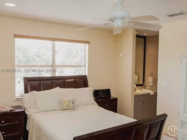 Продажа дома по адресу 9036 SW 148th Ct - фото 8988439