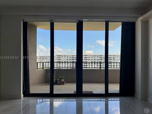 Квартира в аренду номер931 - фото 9282438