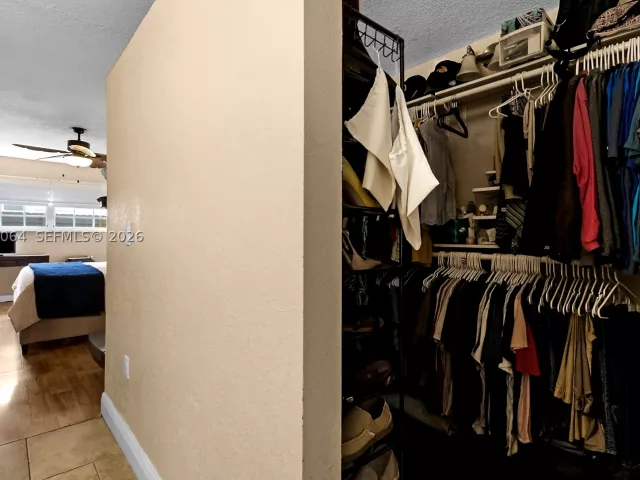 Продажа дома по адресу 3500 SW 13th St - фото 8988703
