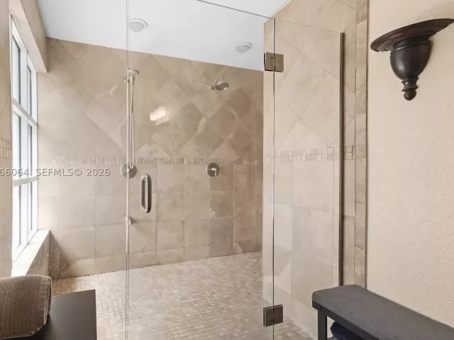Продажа дома по адресу 3500 SW 13th St - фото 8988708