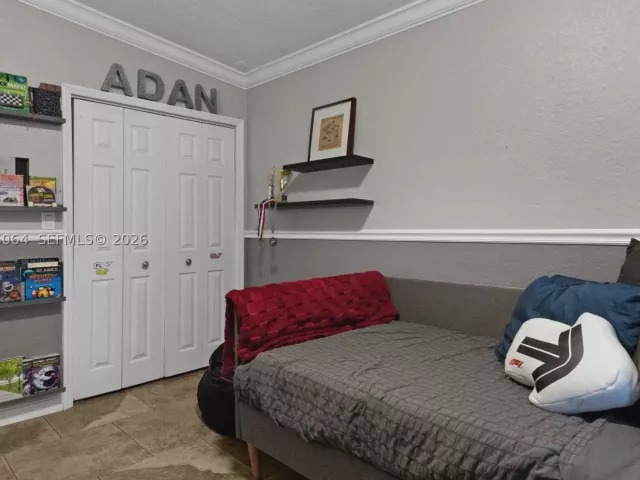 Продажа дома по адресу 3500 SW 13th St - фото 8988712