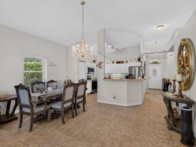 Продажа дома по адресу 8058 Via Hacienda - фото 9270577