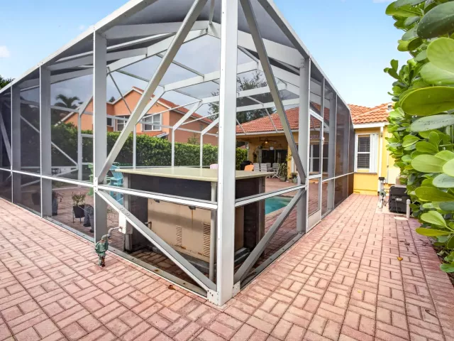 Продажа дома по адресу 8058 Via Hacienda - фото 9270612