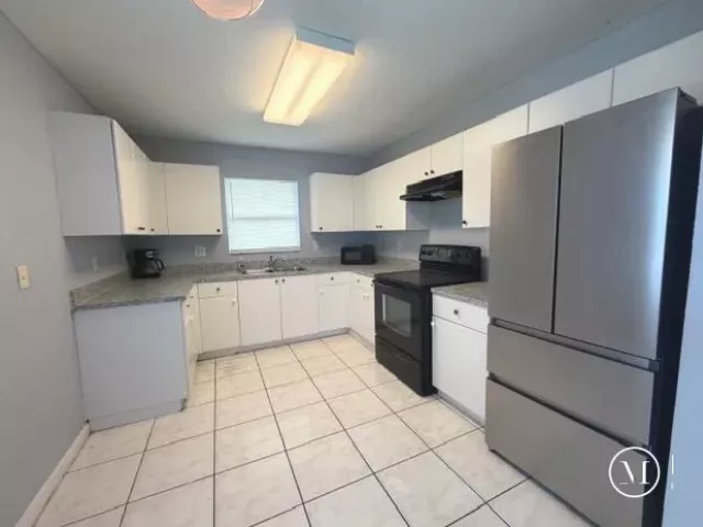 Продажа дома по адресу 3282 NW 75th Way - фото 9203221