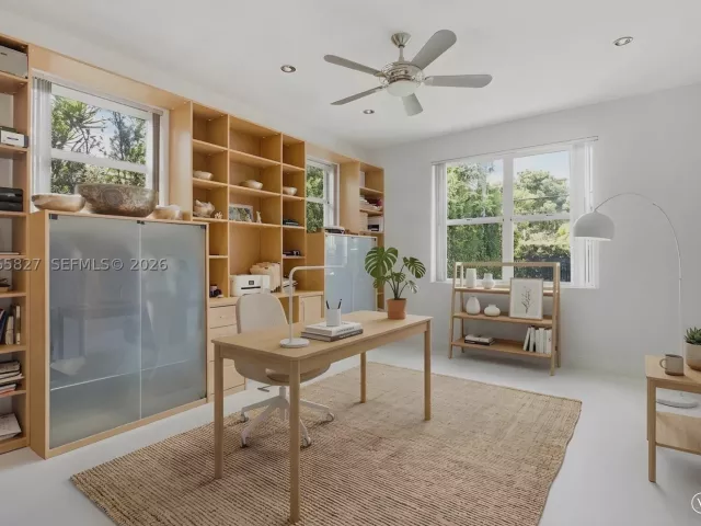 Продажа дома по адресу 1525 Calais Dr - фото 9385906
