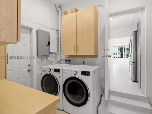 Продажа дома по адресу 1525 Calais Dr - фото 9385915