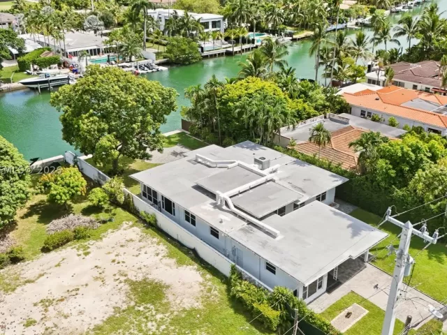 Продажа дома по адресу 1525 Calais Dr - фото 9385918