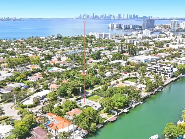 Продажа дома по адресу 1525 Calais Dr - фото 9385922