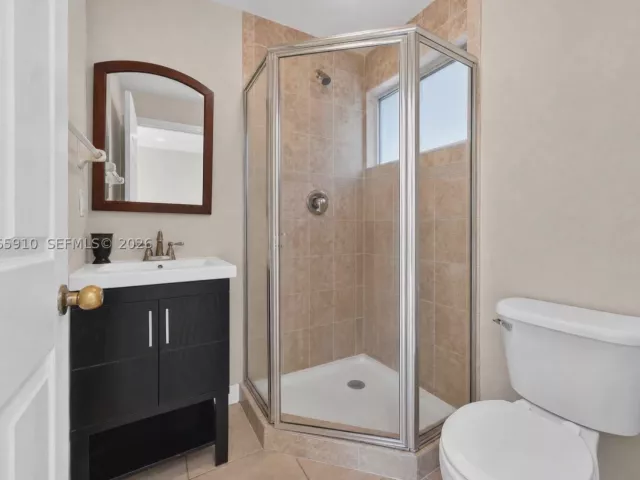 Продажа дома по адресу 6776 SW 22nd St - фото 9259728