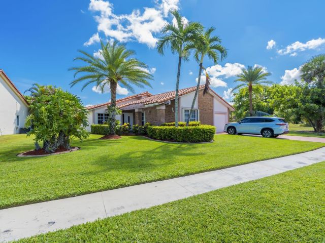 Продажа дома по адресу 19626 Sea Pines Way - фото 8994881