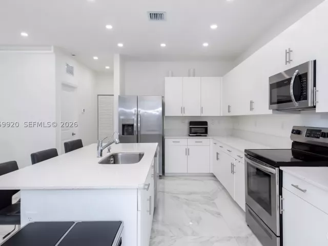 Продажа дома по адресу 11911 SW 239th St - фото 9035488