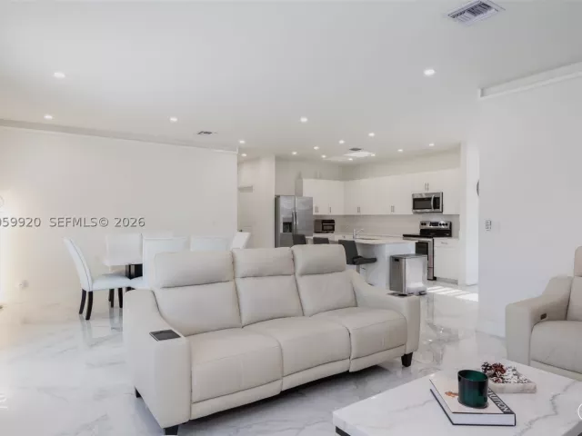 Продажа дома по адресу 11911 SW 239th St - фото 9035489